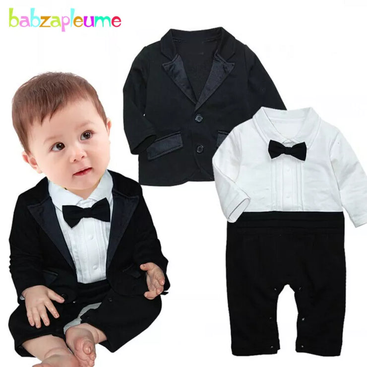 "Newborn baby boy's 2-piece spring/autumn outfit