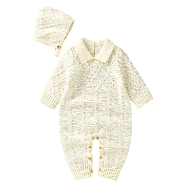 Newborn baby bodysuits with hats, perfect for autumn and winter. Ideal for baby boys and girls.